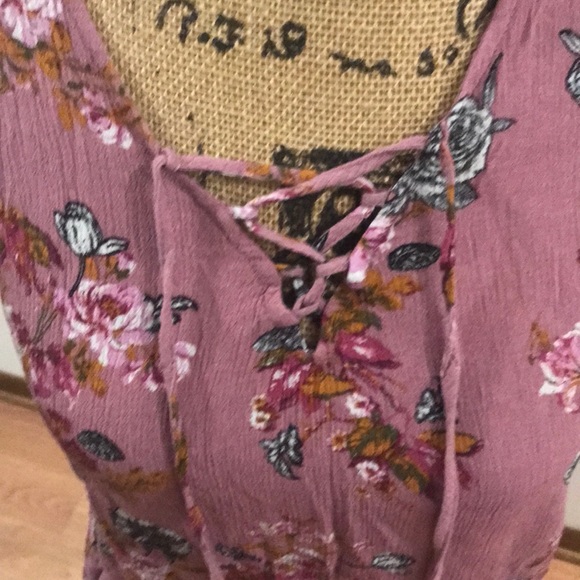 Floral tie top - Picture 2 of 3